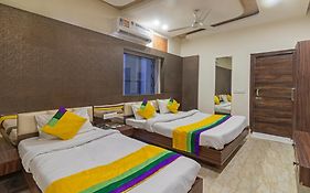 Itsy Hotels Shree Anand Dham, Vrindavan
